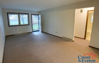 2 beds, 1 bath, $1,300