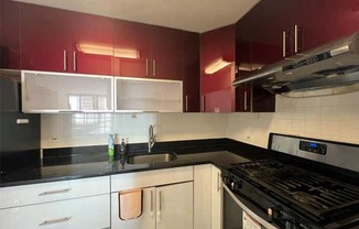 2 beds, 1 bath, 831 sqft, $3,000, Unit 9E