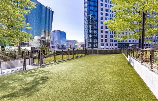 1 bed, 1 bath, 691 sqft, $5,650, Unit 1912