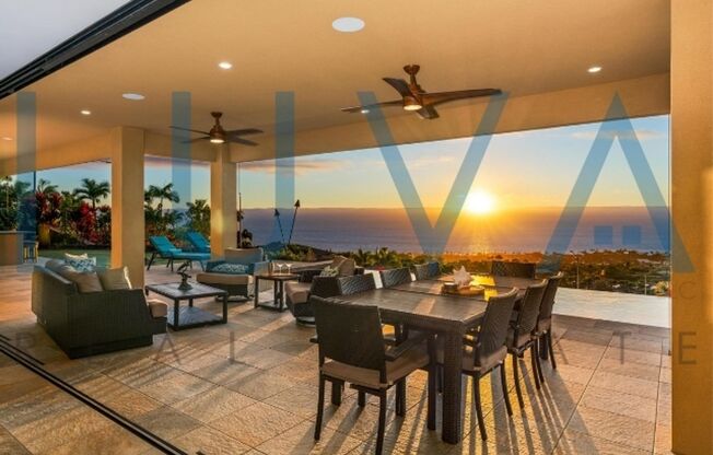 4 bedroom 3.5 bathroom home with pool