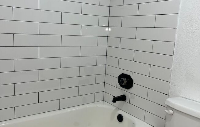 Studio, 1 bath, 510 sqft, $1,125, Unit 223