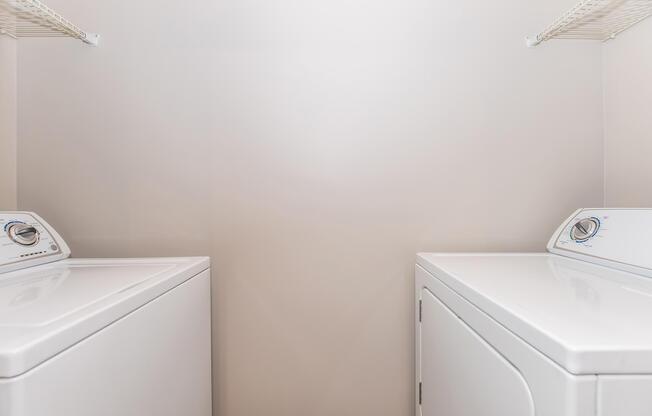 2 beds, 2 baths, 1,006 sqft, $1,731