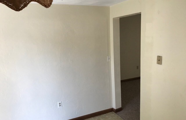 1 bed, 1 bath, 600 sqft, $1,900, Unit 1