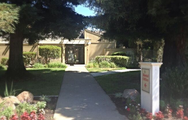 Rivergate Apartments