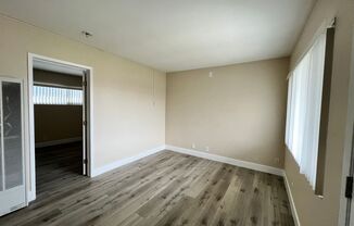 1 bed, 1 bath, 700 sqft, $1,995