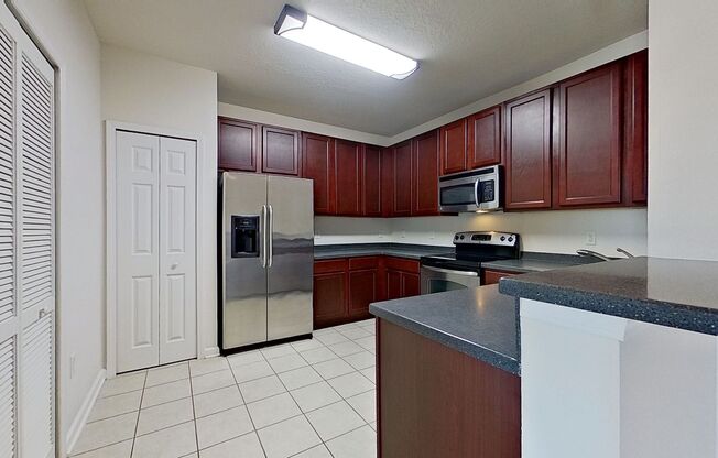 3 beds, 2 baths, $1,650