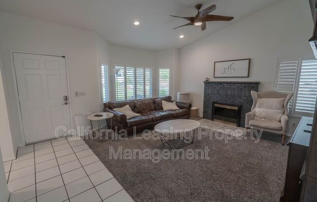 27412 GARZA DR