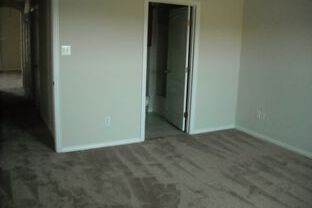 3 beds, 2 baths, 1,250 sqft, $1,825, Unit 5602