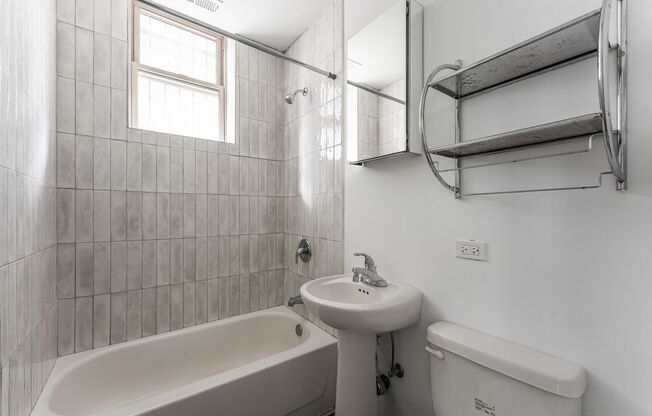 1 bed, 1 bath, $1,795, Unit 102