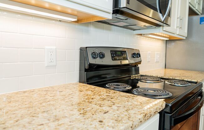 2 beds, 2 baths, 723 sqft, $2,150, Unit Apt #104