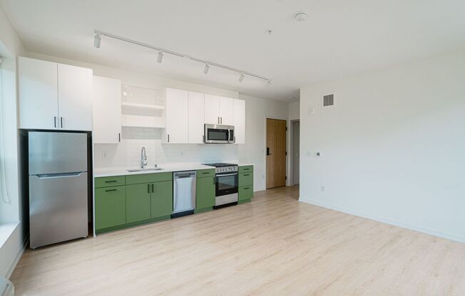 Studio, 1 bath, 411 sqft, $1,279, Unit 309