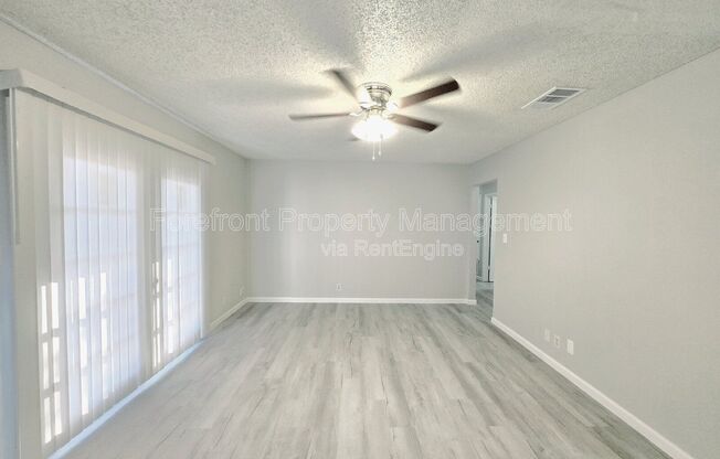 5507 ROANWOOD