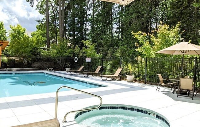 Swimming Pool and Hot Tub