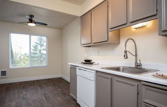 Caldera at Sunnybrook | Summit Standard Kitchen