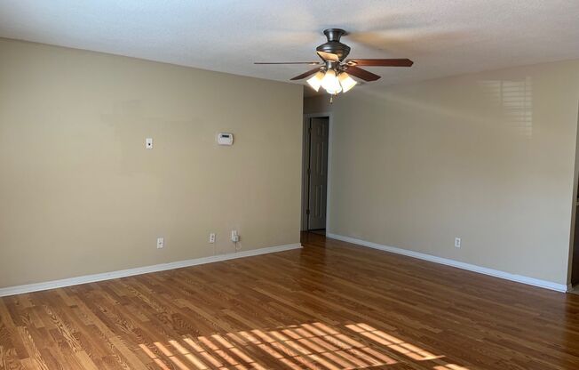 Cozy Cul De Sac Home