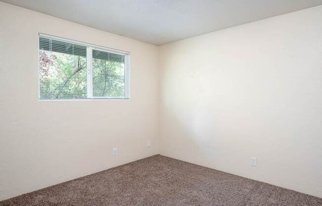 Pacific Village | Bedroom