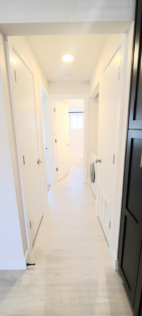 1 bed, 1 bath, 587 sqft, $1,194, Unit 5-02