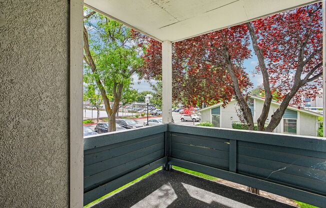 2 beds, 2 baths, 976 sqft, $1,448, Unit 5F