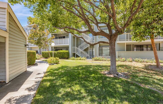 Top-Floor 2BR Condo for Rent – Gated Community, Prime Fremont Location