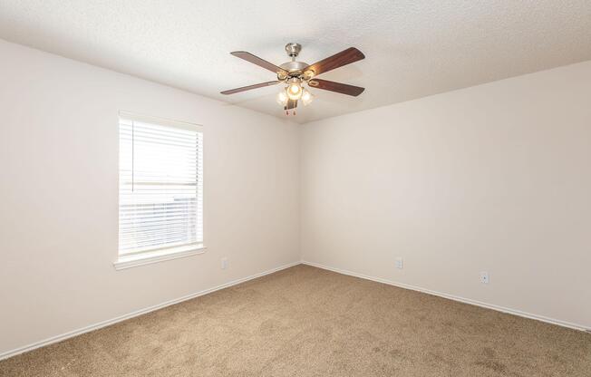 2 beds, 2 baths, 899 sqft, $1,189