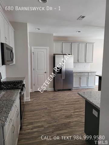 680 BARNESWYCK DR