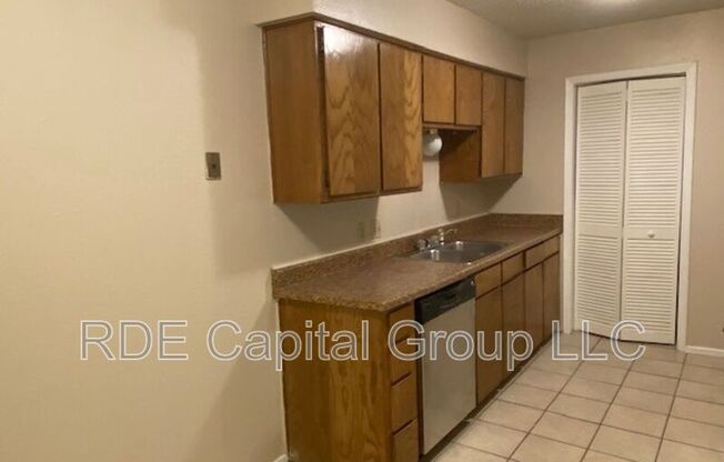 434 NW 23 ST