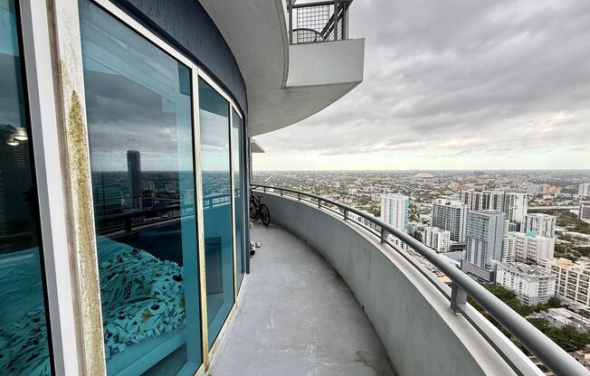 3 beds, 3 baths, $5,795