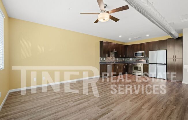 883 GRAPHITE LN