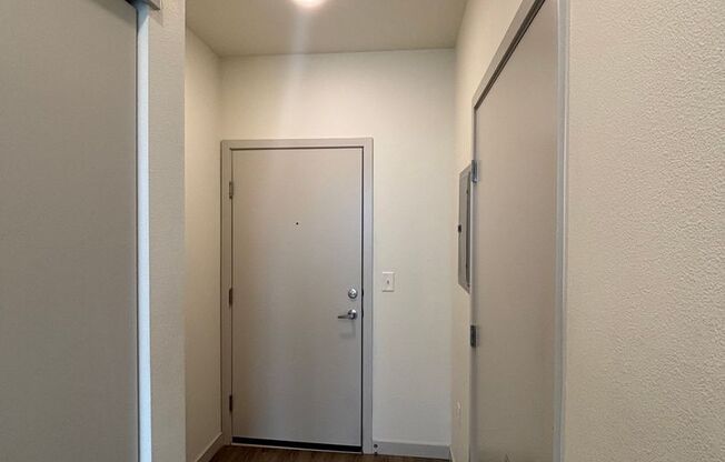 Studio, 1 bath, 306 sqft, $1,225, Unit 416