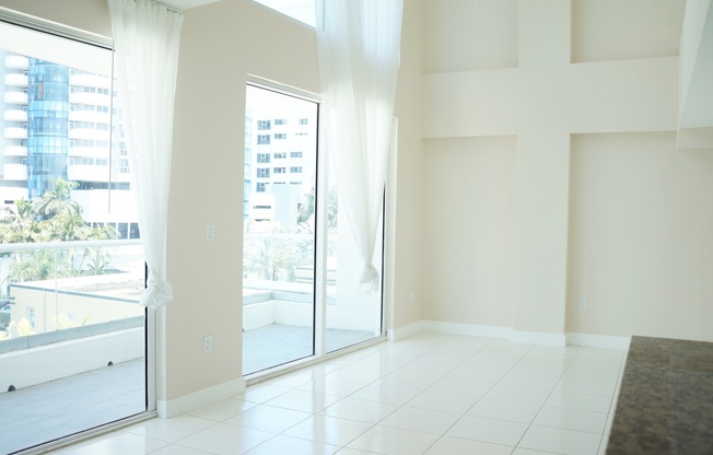 1 bed, 1.5 baths, 939 sqft, $2,800, Unit Unit 517