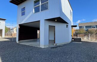 Charming 1-Bedroom, 1-Bath Rental with Expansive Garage