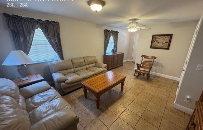 6801 N 10 ST
