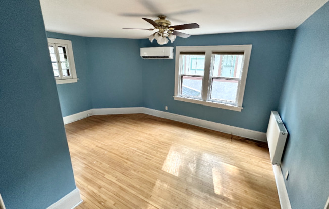931 ASHLAND AVE