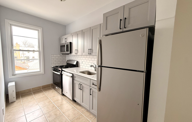 1675 85 ST