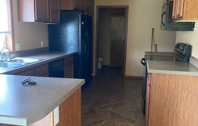 Beautiful, 3 bedroom Townhouse