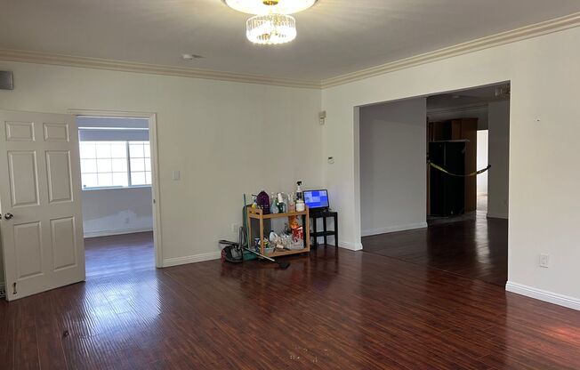 1248 Manhattan