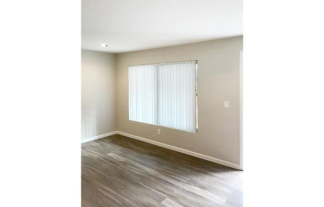 Studio, 1 bath, 419 sqft, $949, Unit 45