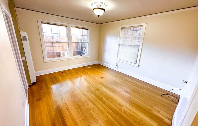 Studio, 1 bath, 365 sqft, $995, Unit 111
