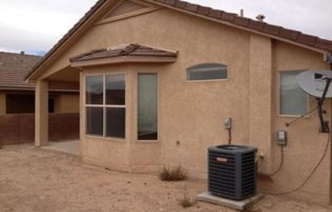 3 beds, 2 baths, $1,950