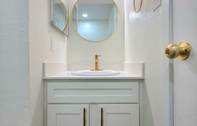 1 bed, 1 bath, 617 sqft, $899