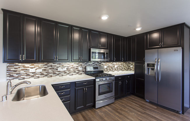 5968-78 Lauretta Street