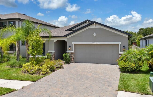 Well laid out 4 Beds/3Bths plus Den, screened Lanai on nature preserve in a well sort after K-Bar Range gated community!