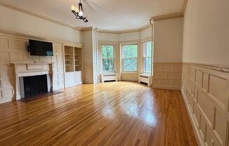 239 COMMONWEALTH AVE
