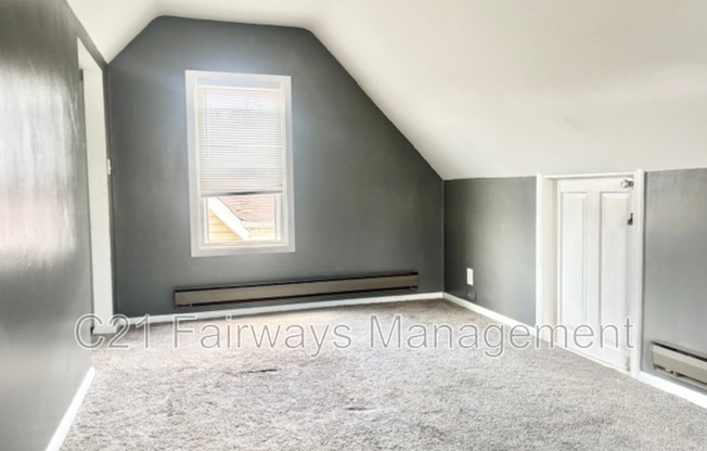 1222 BROADWAY AVE
