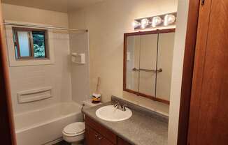 Covington Court Apartments