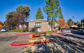 Willow Glen Apartments