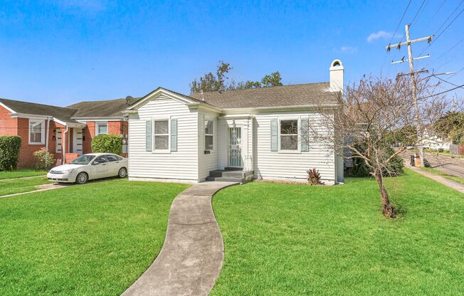 New Price! Great 3 Bd in Gentilly! Offstreet Parking on Large Lot! Must See!