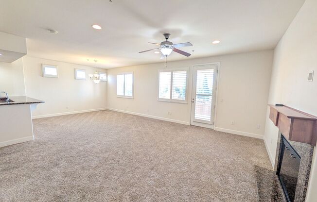 2 beds, 2 baths, 1,500 sqft, $2,695