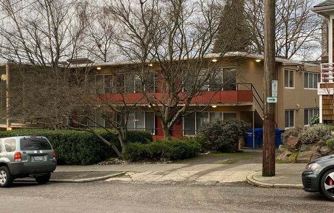 ALI Alice Arms Apartments