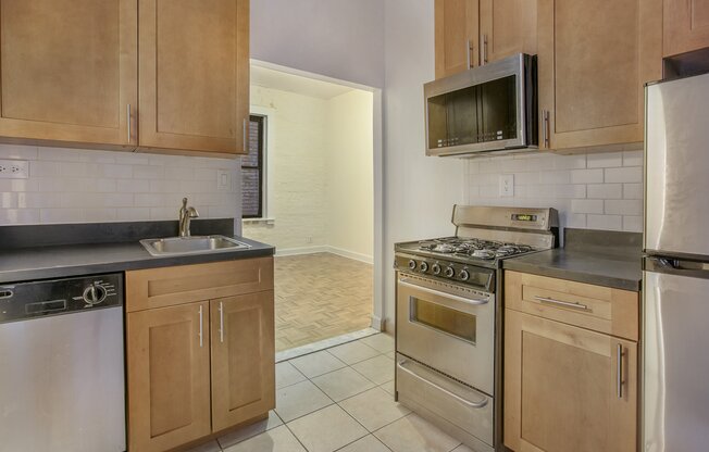 2 beds, 1 bath, $3,237, Unit 4-A